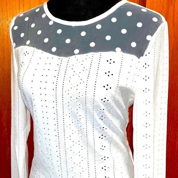 White Eyelet Embroidered Polkadot Mesh Top - Picture 5 of 8